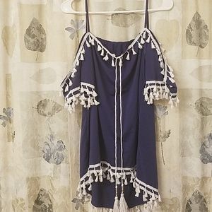 Cute boho style dress, cold-shoulder, fun tassels